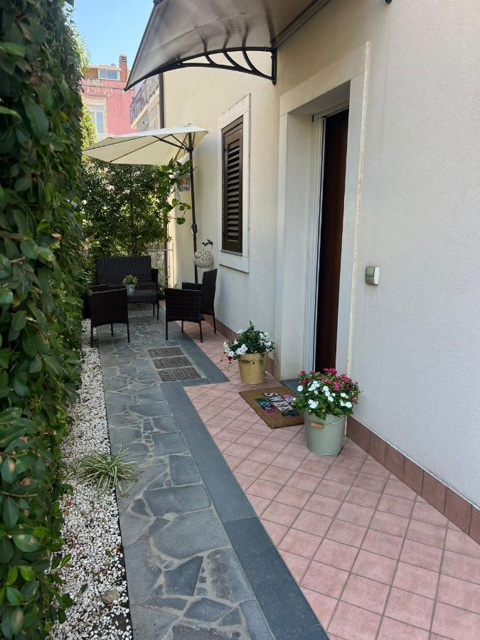 Dream Home Catania - Holiday Apartment Cannizzaro - B&B