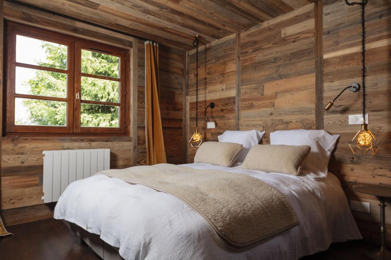 Deluxe Double Room with Shower