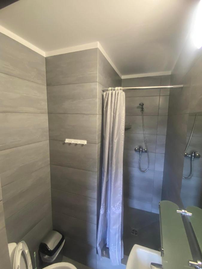 Camera Matrimoniale con Bagno Privato