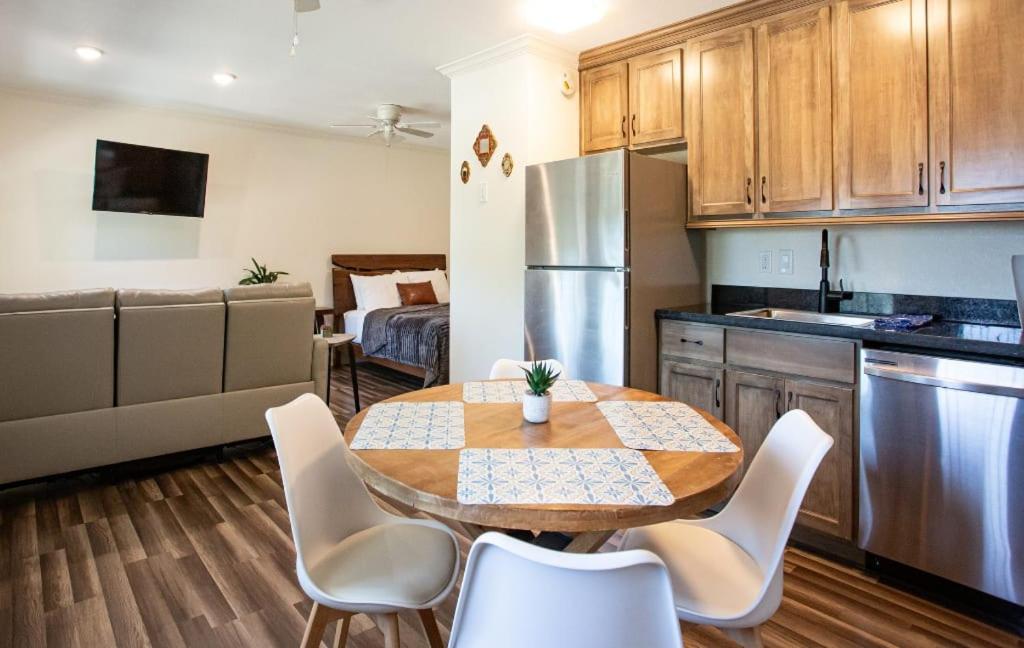 Quaint studio in Hill Country - Chambres d’hôtes Fredericksburg