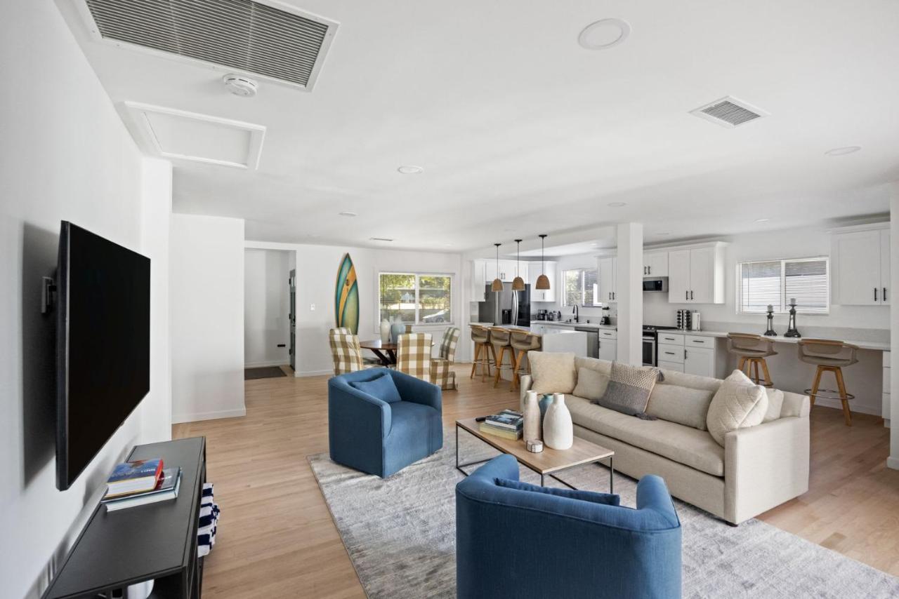 New Listing Culver City Modern Retreat 4 bed with Spa - B&B