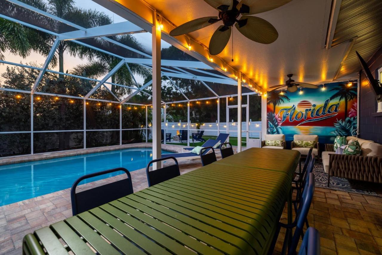 Epic Indoor Slide Pool&Hot Tub Mini Golf Fire Pit - Ferienwohnung Oakhurst Shores