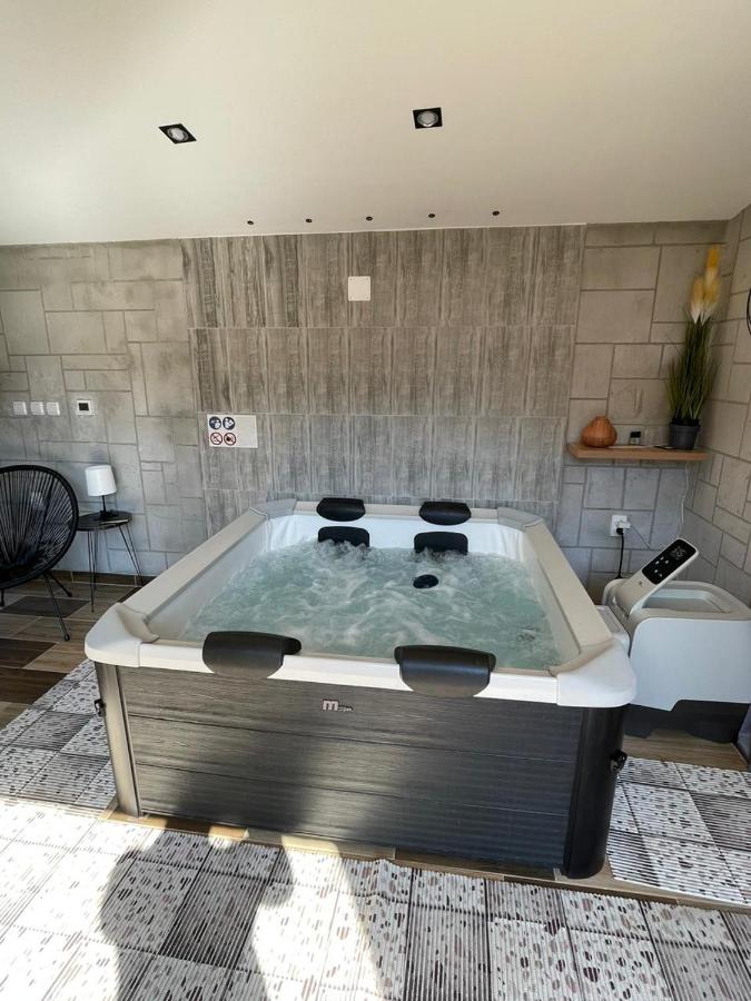 Aphrodite Hills Apartments-Stara Planina - B&B Crni Vrh
