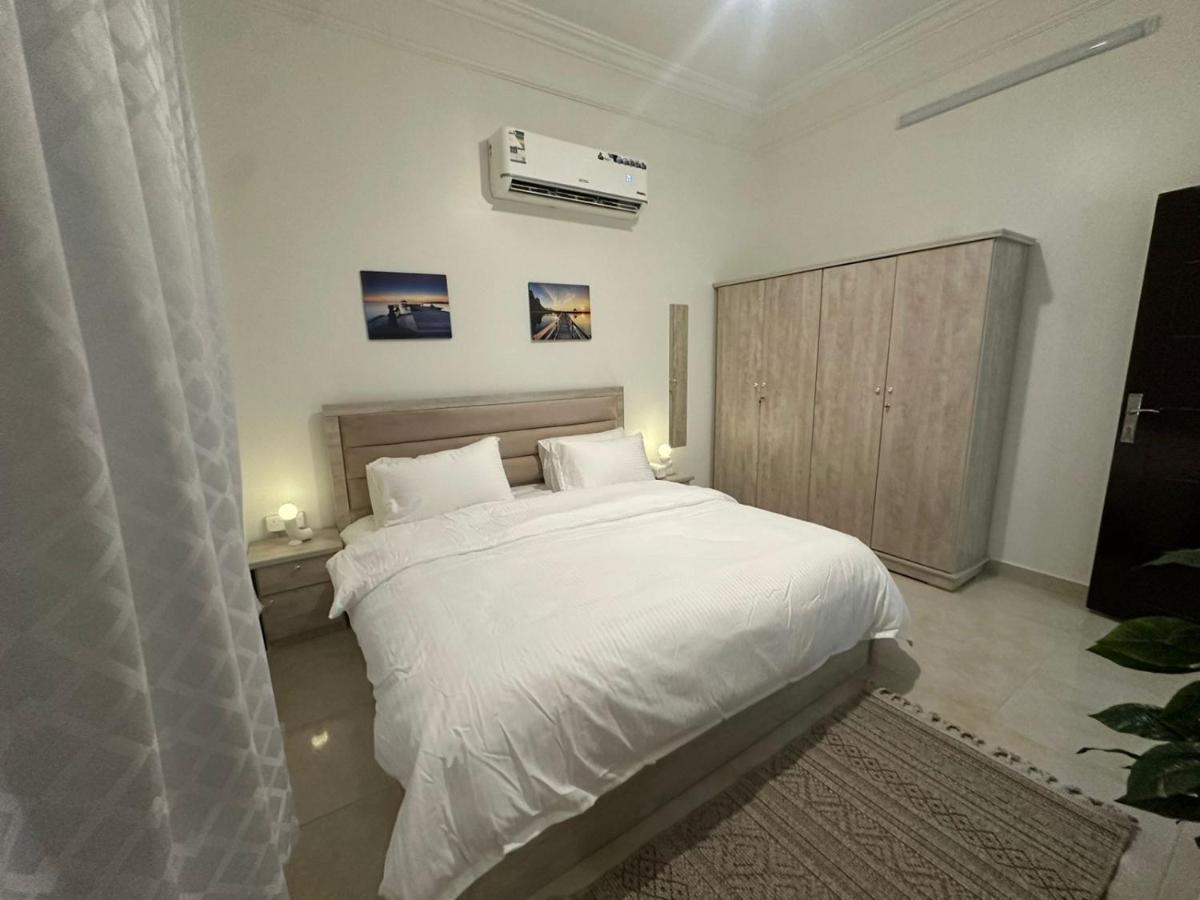 شقة انيقة غرفتين وصالة بدخول ذاتي - B&B