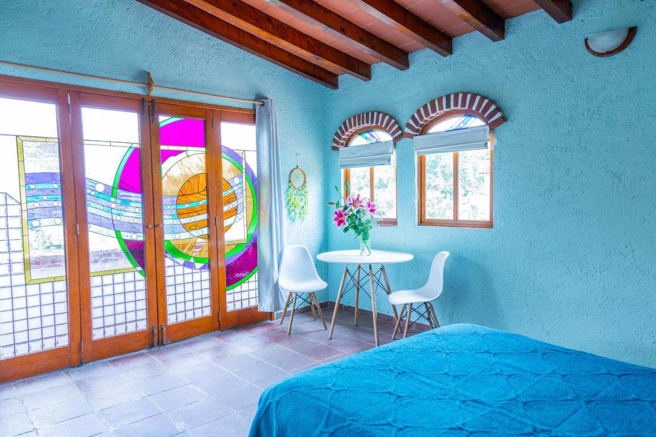 Tweepersoonskamer met een Eigen Externe Badkamer