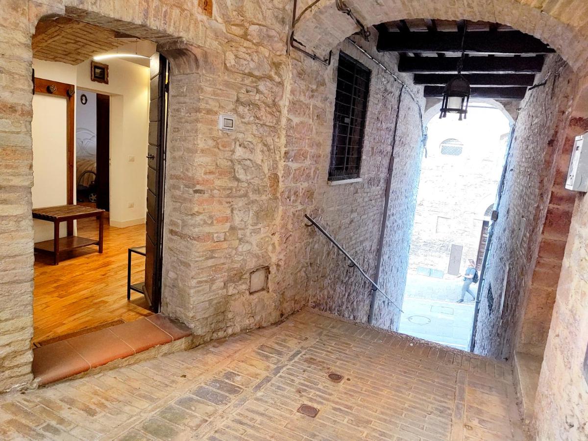 All'Ombra di San Francesco - MyAssisiSuite Appartamenti - I Dettagli che fanno la Differenza - A 110 mt dalla Basilica - B&B