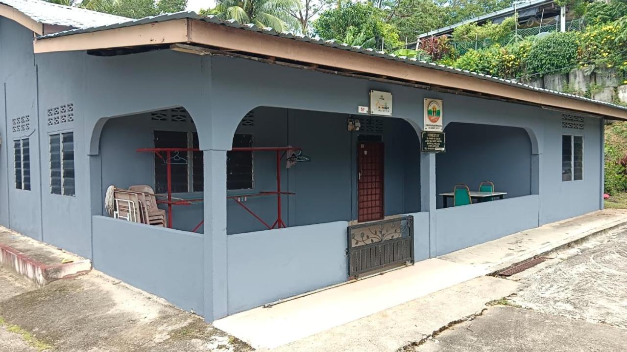 Homestay Haji Hamid - B&B