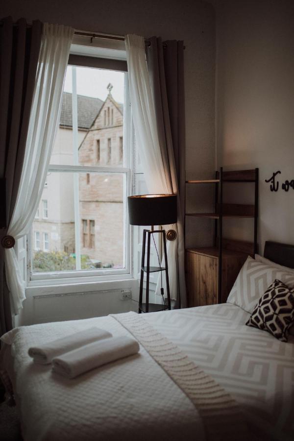 Doppelzimmer mit eigenem externen Bad