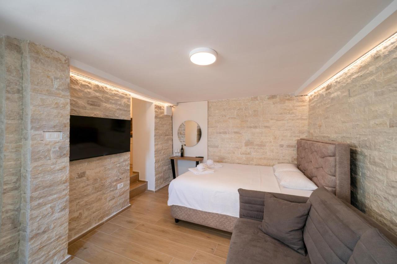 Christian Studio Apartments - B&B Umago