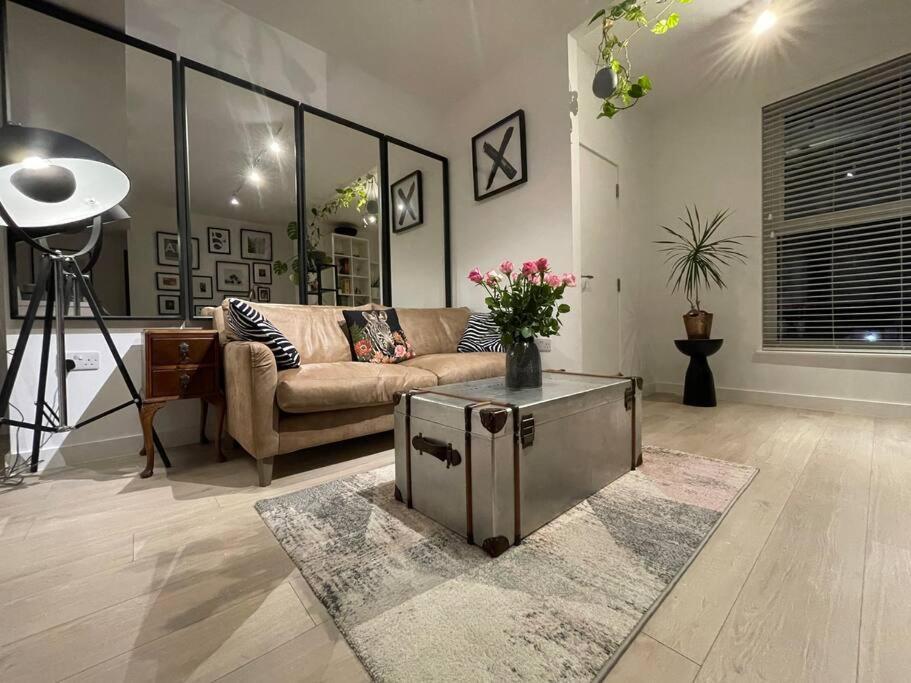 Luxury 1 Bed Ipswich Marina Apartment Free Parking - Bed and Breakfast