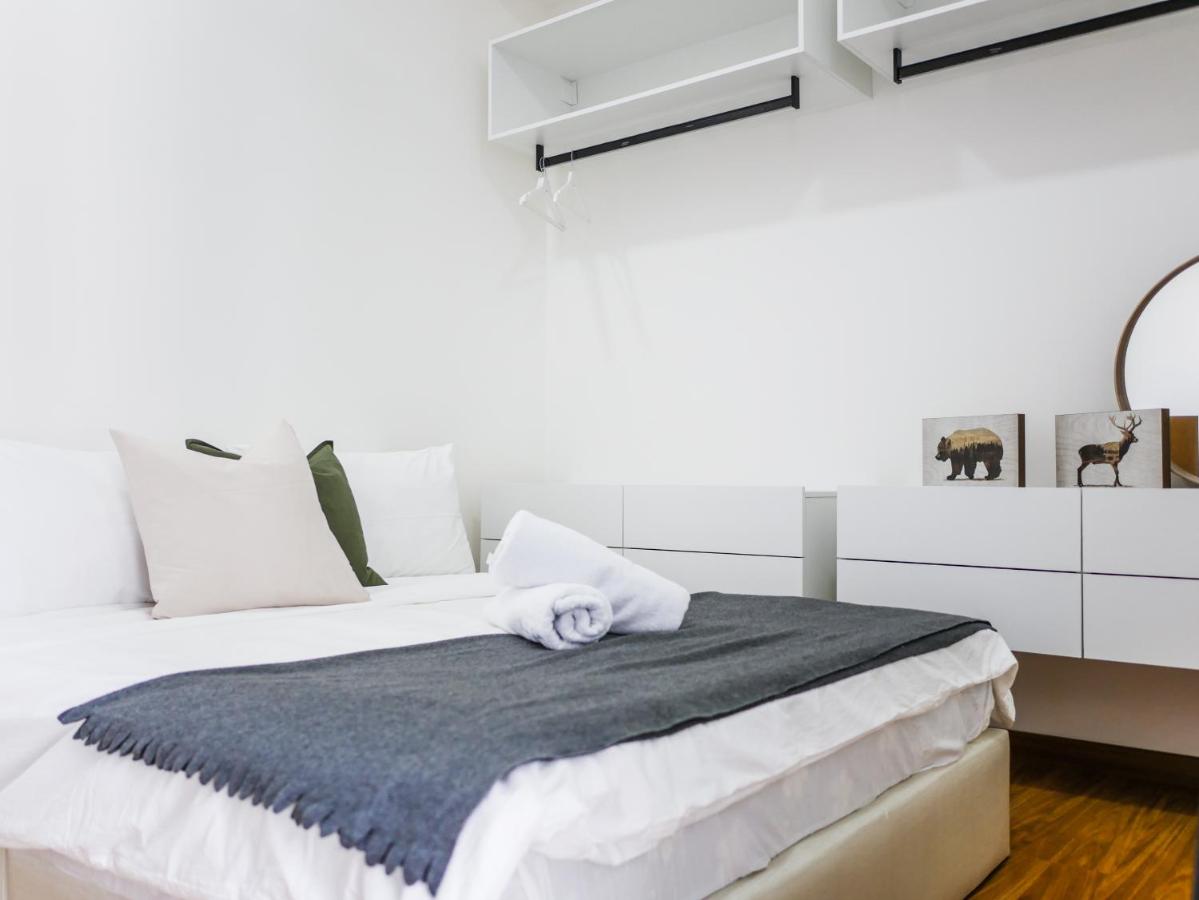 Two-Bedroom Apartment with Partial Ocean View