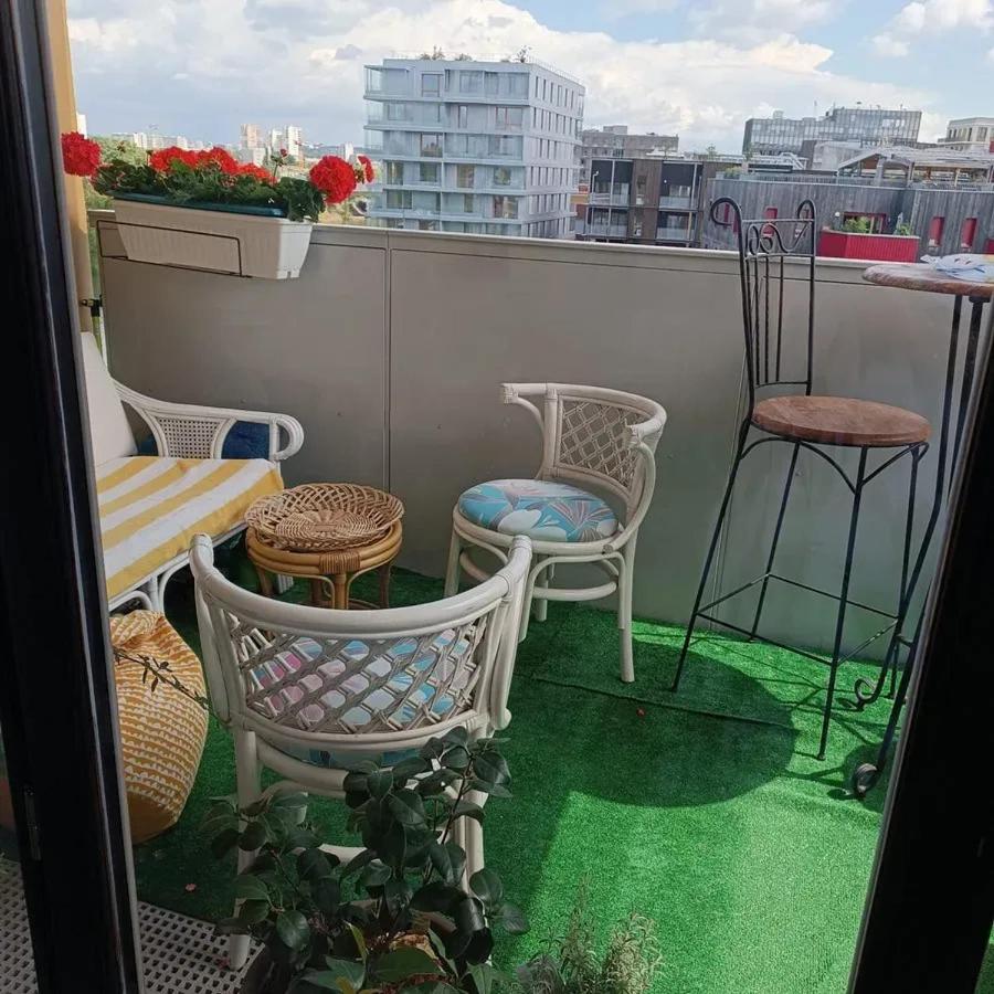 Appartement familial à L’Île-Saint-Denis, 67 m², balcon privé - B&B L'Île-Saint-Denis