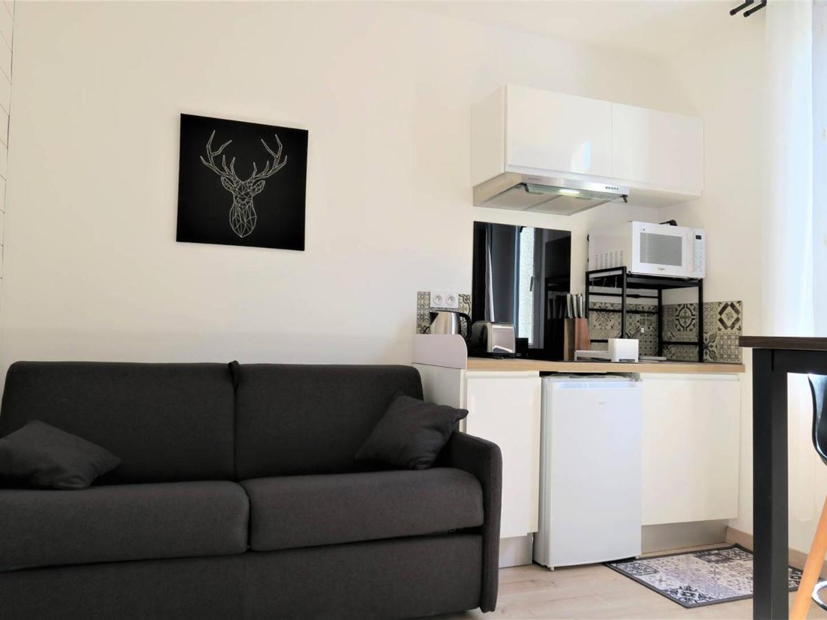 Studio rénové avec WIFI, à 400m de la plage, centre de Trégastel - FR-1-368-299 - B&B Trégastel