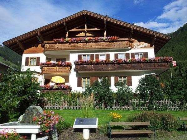 Haus Charlotte - Ferienwohnung