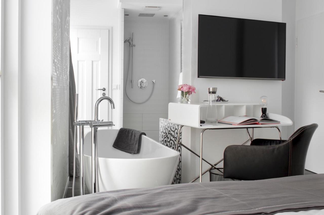Deluxe Double Room with Bath