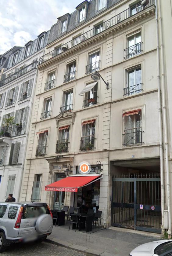 Elegant Triplex - Tour Eiffel Invalides - B&B París