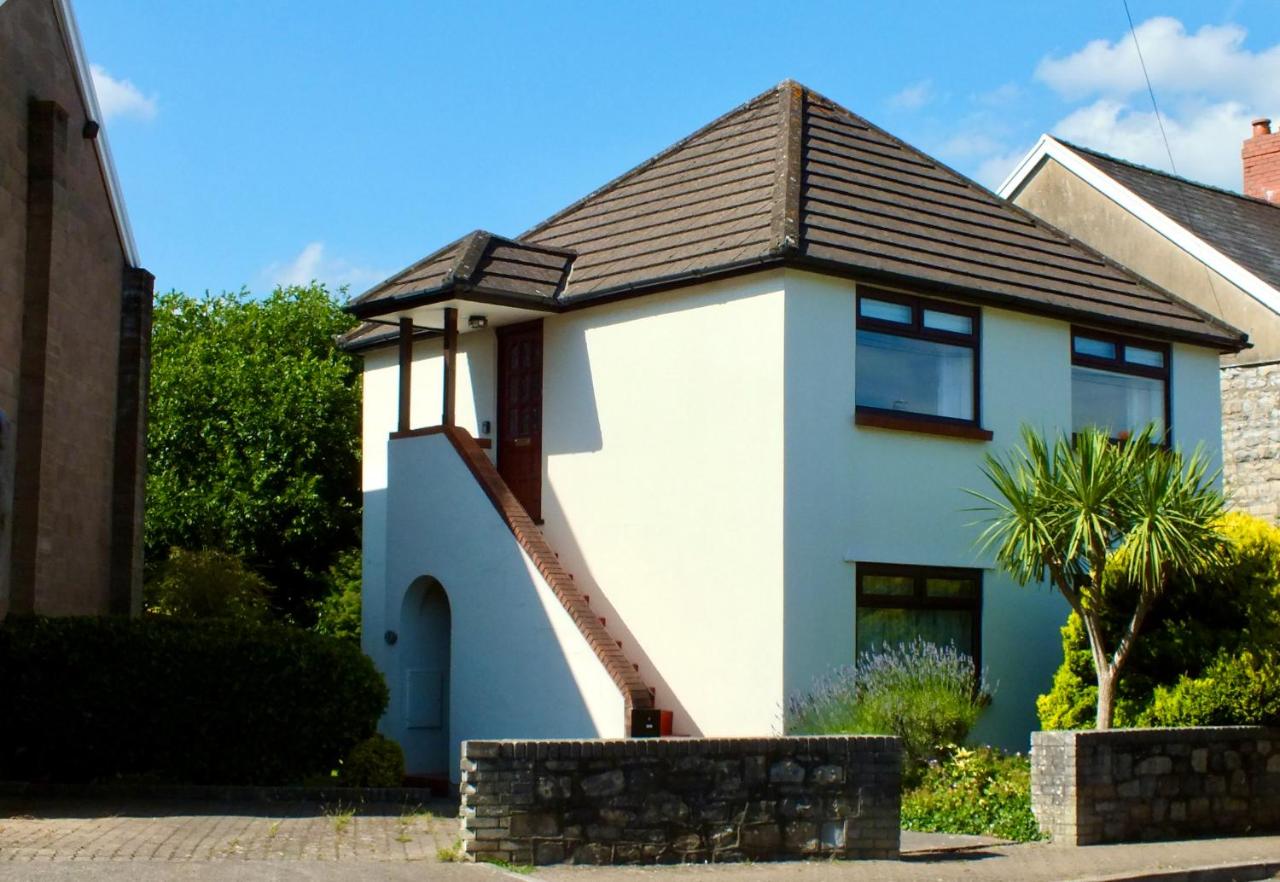 Twos Mews - B&B Cardiff