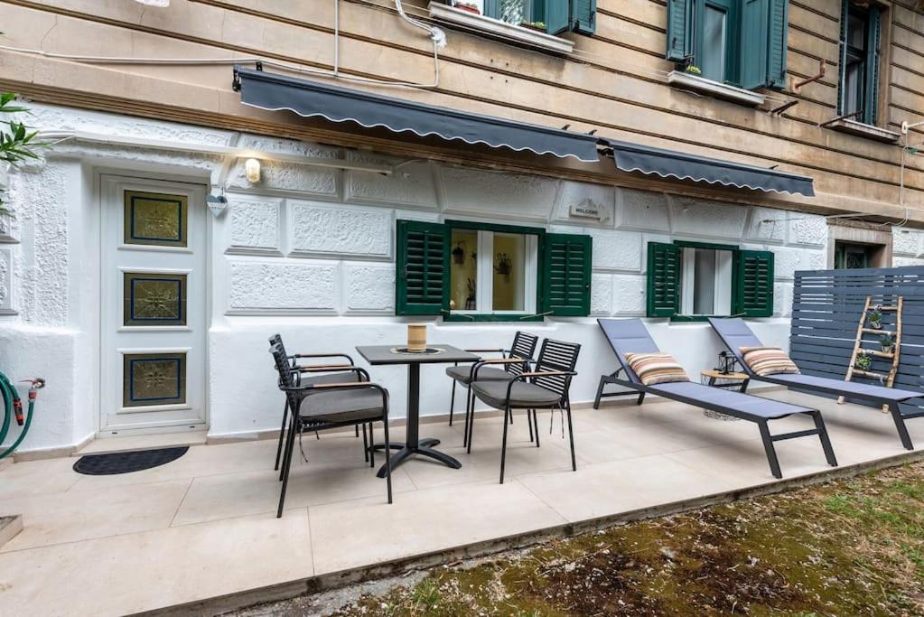 City Center Apartment with Free Parking - B&B Rijeka