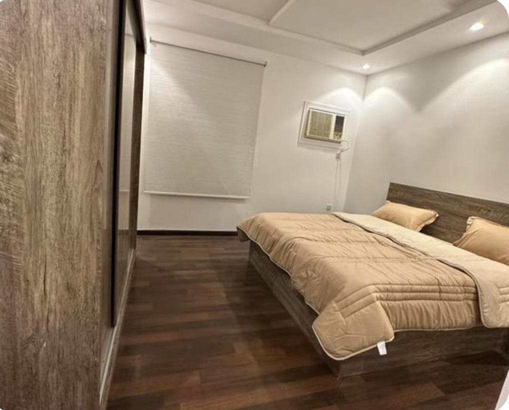 Appartamento con 3 Camere da Letto