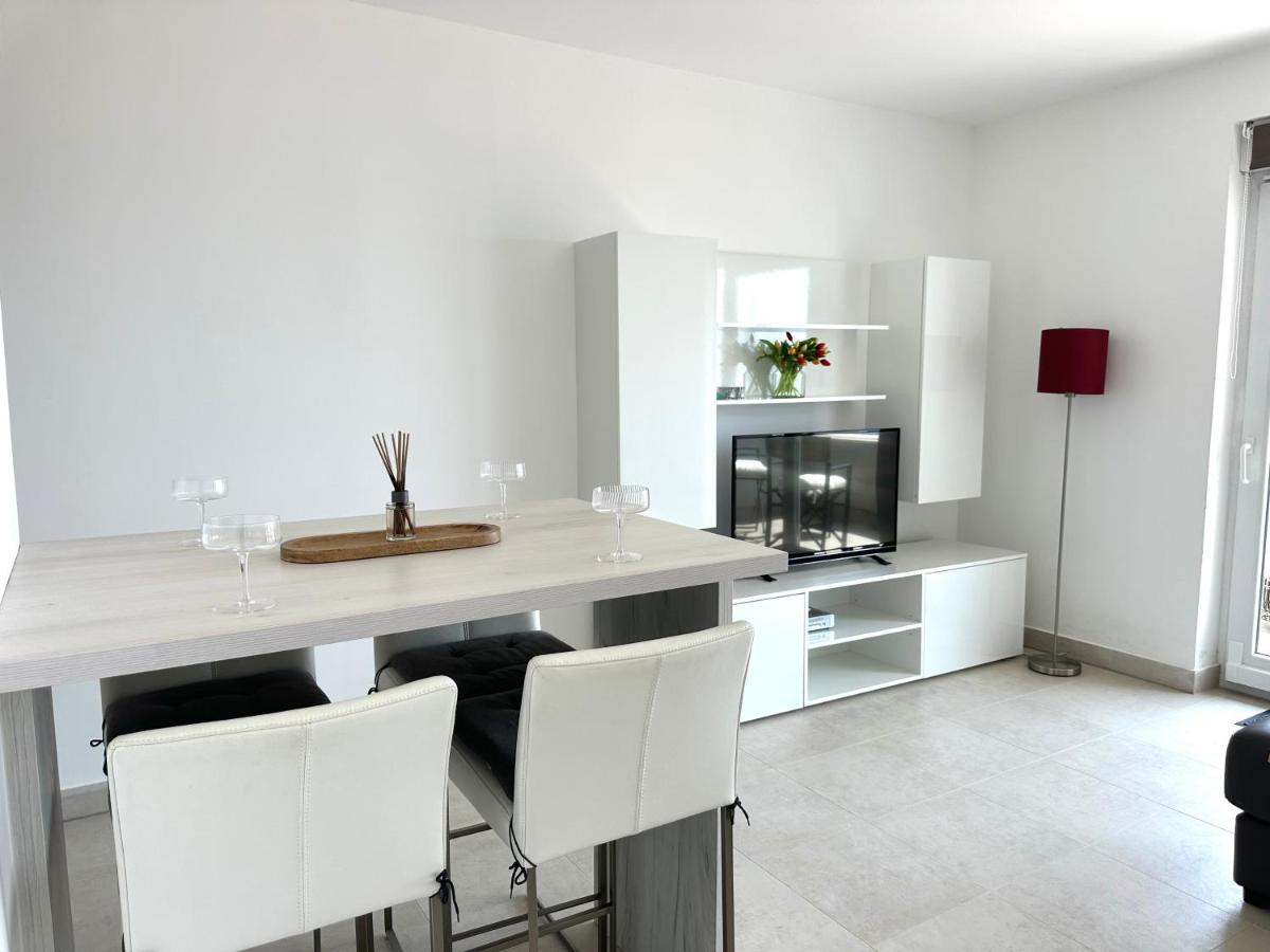 The View Apartment with pool - Crikvenica - Chambres d’hôtes