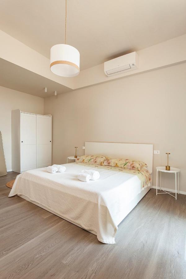 LAKE A DREAM for family free private parking - Chambres d’hôtes Arona