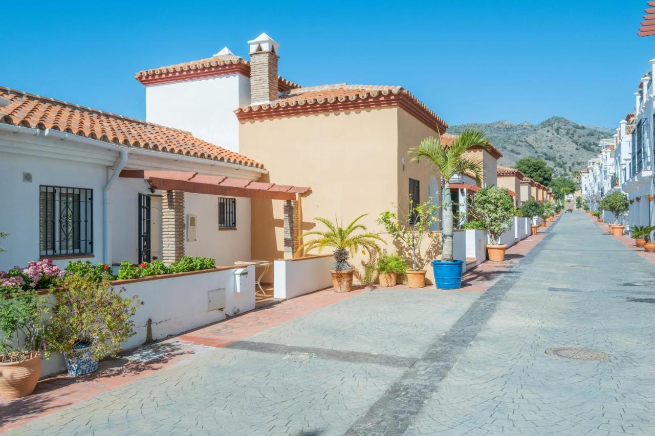 Aljamar 24 Comfortable house near Burriana Beach - B&B Nerja