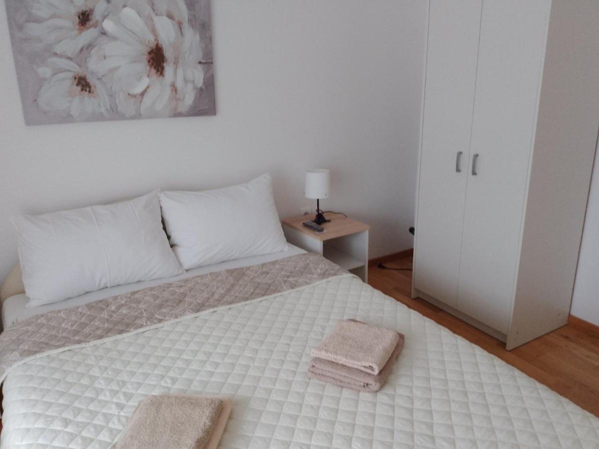 Vesna M - B&B Soko Banja