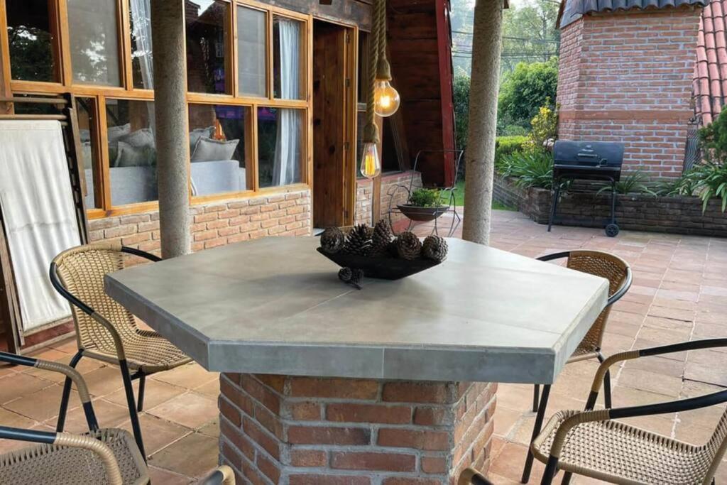 Renovated and Harmonious Cabin in Valle de Bravo - B&B Valle de Bravo