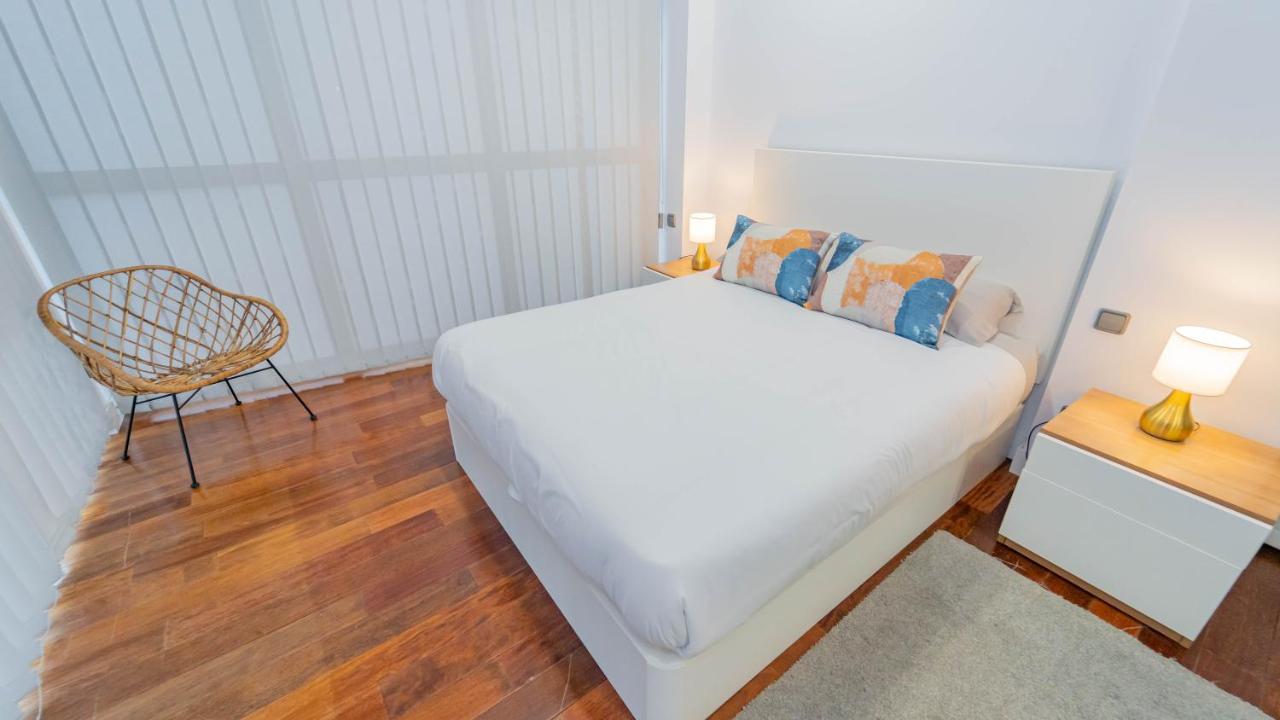 2 Camere da Letto su 2 Livelli con Terrazza