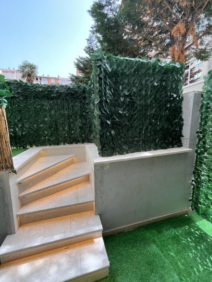 One bedroom apartments Budva - Bed and Breakfast Budva