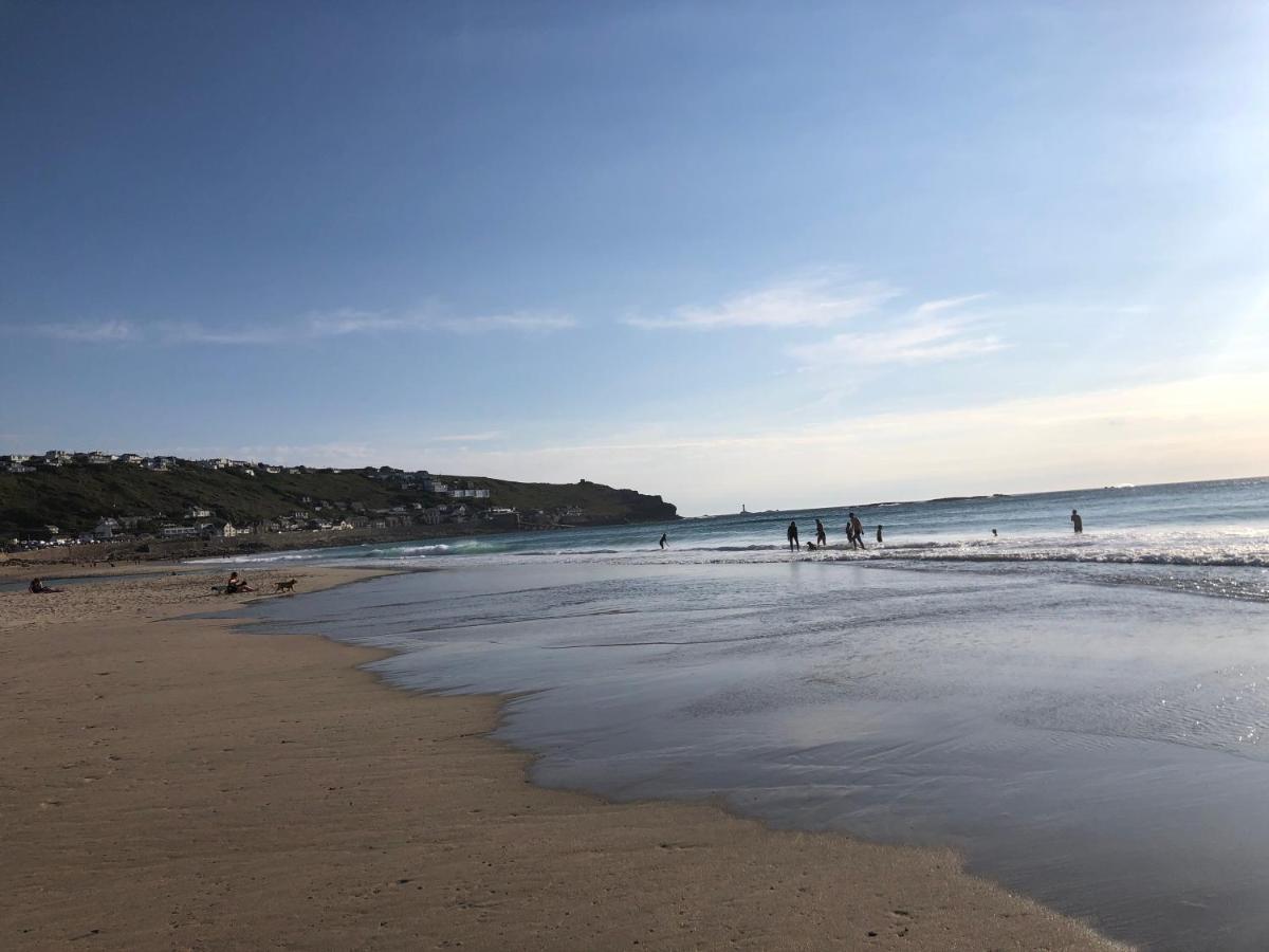 amazing seaside cottage - B&B Sennen Cove