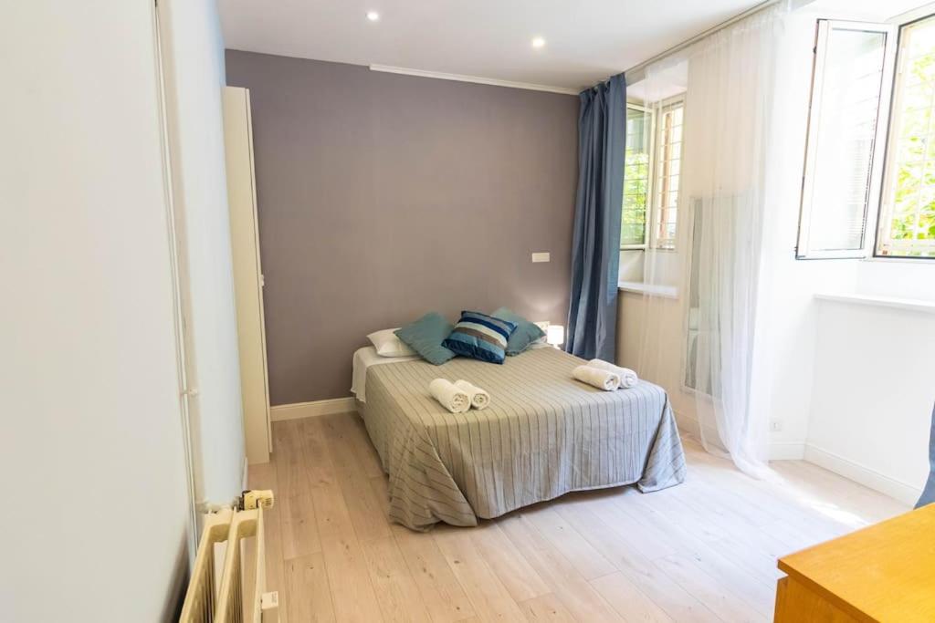 Appartamento ristrutturato a 1600mt dal Colosseo - B&B Roma