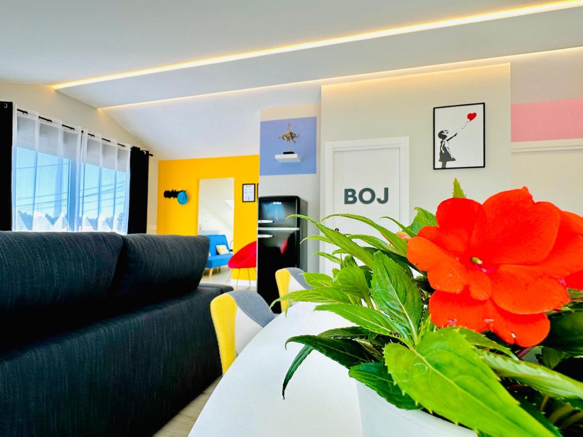 ÁTICO BOJ - Terraza con jardín & Hórreo Chill con vistas al mar - B&B