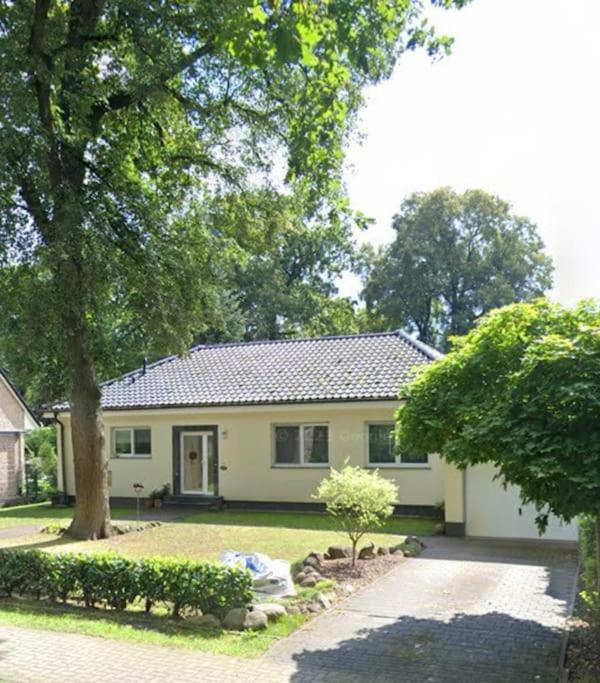 Einfamilienhaus mit Garten - B&B Falkensee