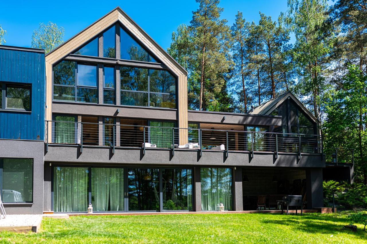 Szklany Dom nad Łąkami - B&B Zbiczno