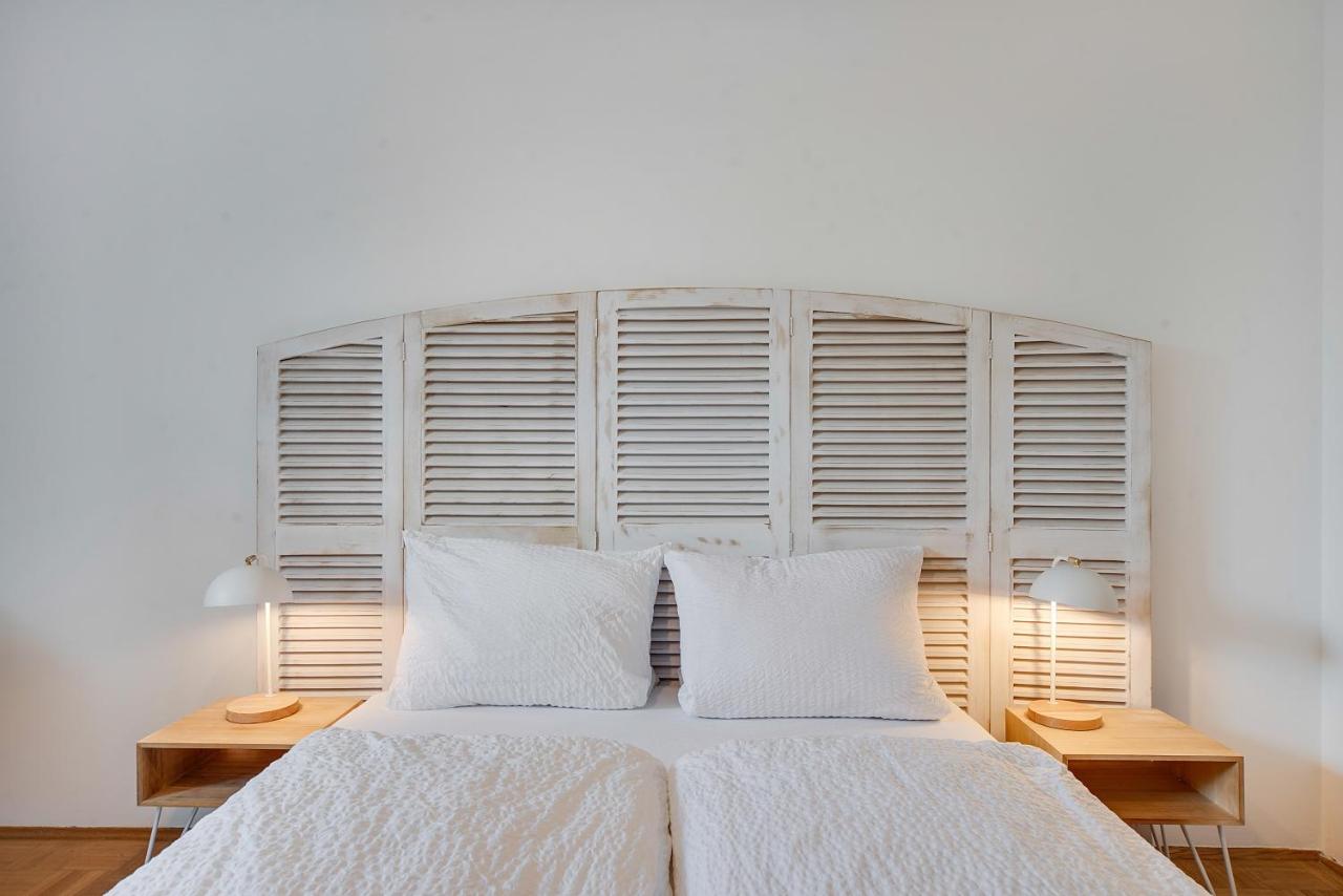 Ferienwohnung mit Garten am Chiemsee - B&B Prien am Chiemsee