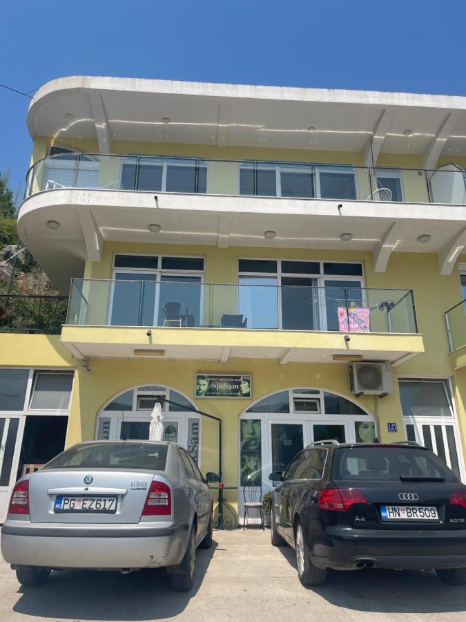 Modern and cosy flat in Kotor Bay - Bed and Breakfast Herceg Novi