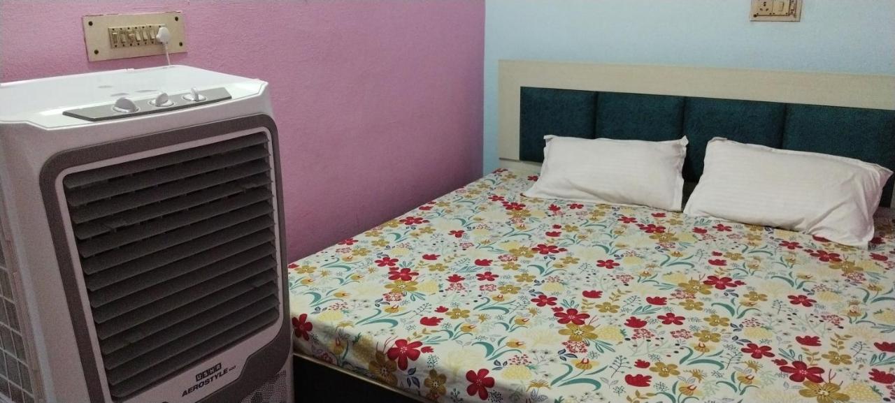 Hari Krishna Sadan paying guest House AYODHYA DHAM - B&B Fyzābād
