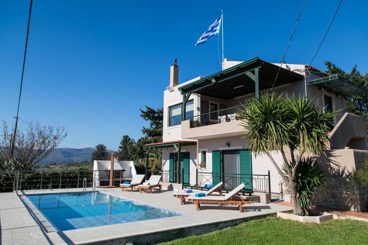 Villa con 3 Camere da Letto