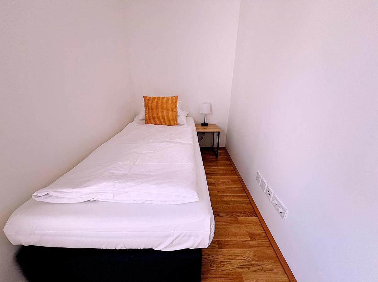 Two-Bedroom Deluxe Apartment