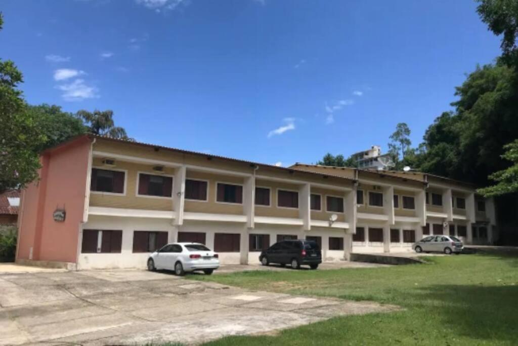 Vai Pra Praia - Enseada Ubatuba - até 6 pessoas - B&B
