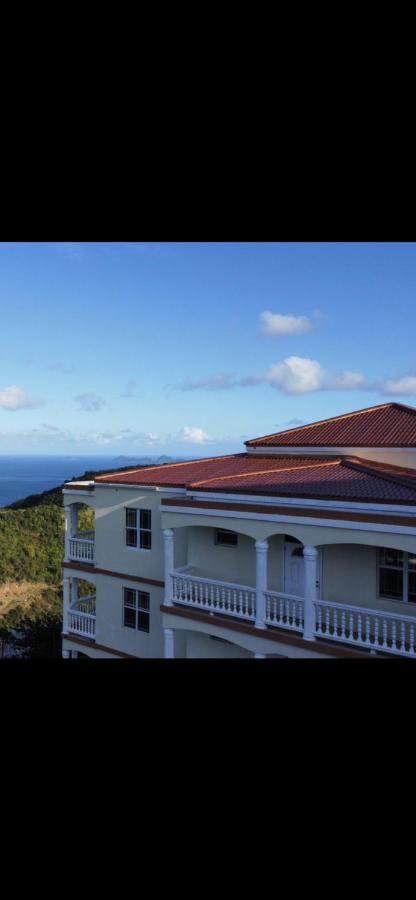 Ocean Breeze Comfort - Bed and Breakfast