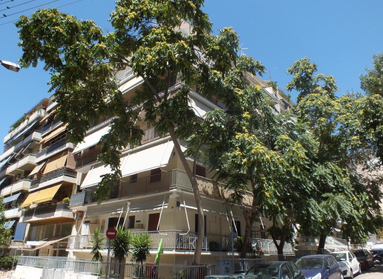 Cozy Apartment at Panormou Metro, Athens City Center - B&B Atenas