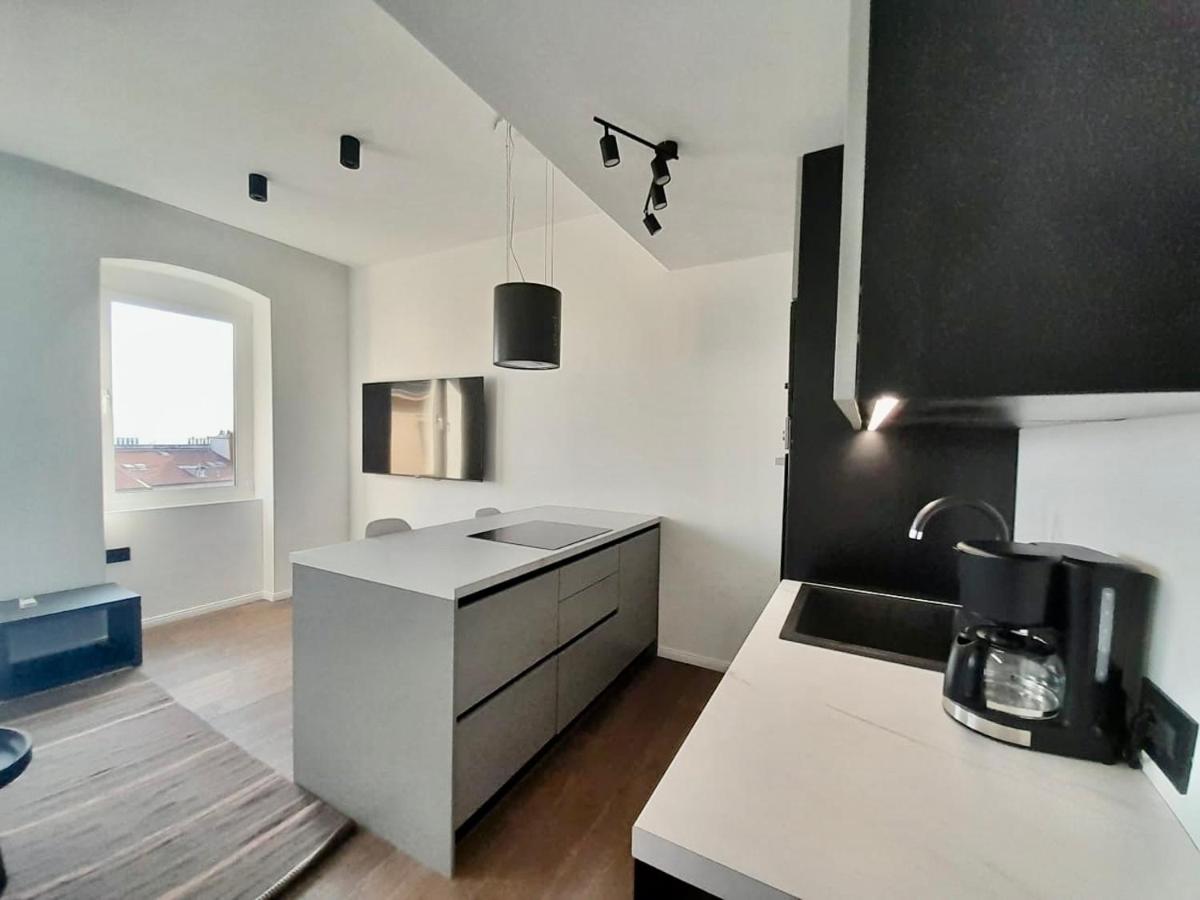 Appartamento con 2 Camere da Letto e Vista Mare 