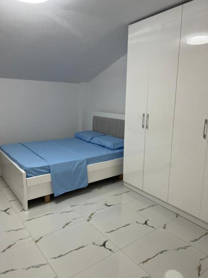 Chambre Familiale avec Salle de Bains Privative