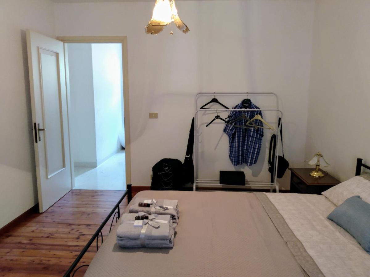 Camera Queen con Bagno in Comune
