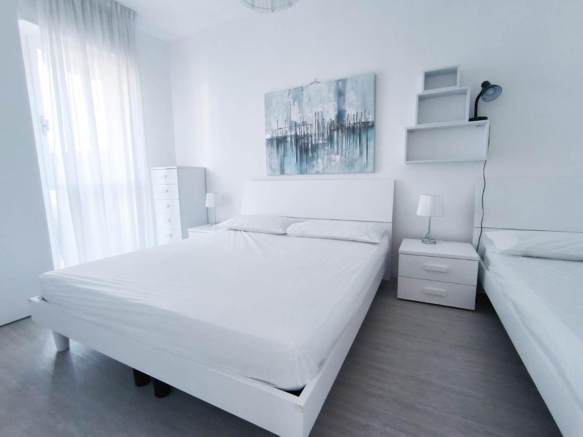 Superior One-Bedroom Apartment