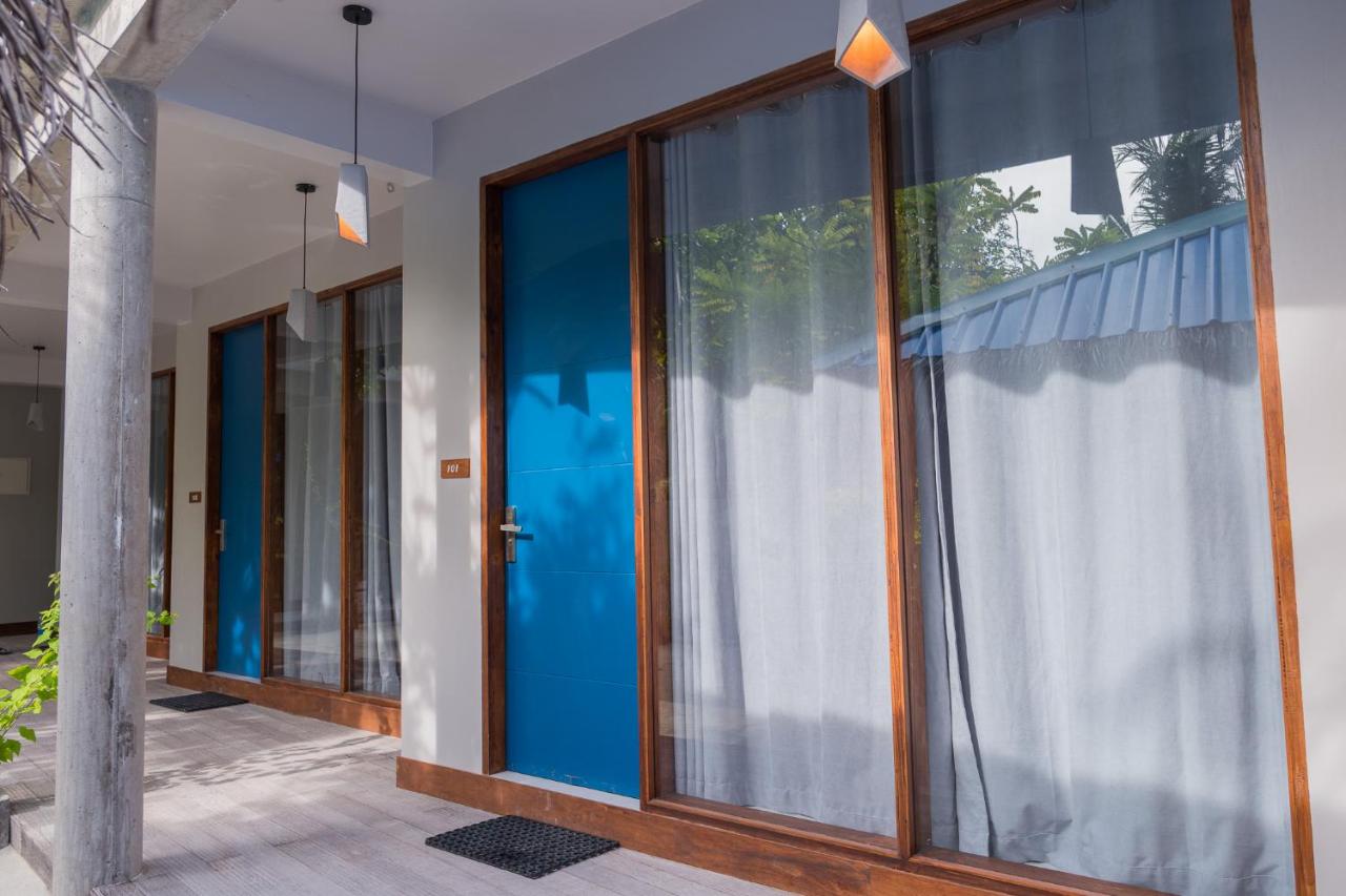 Habitación Triple con vistas al jardín