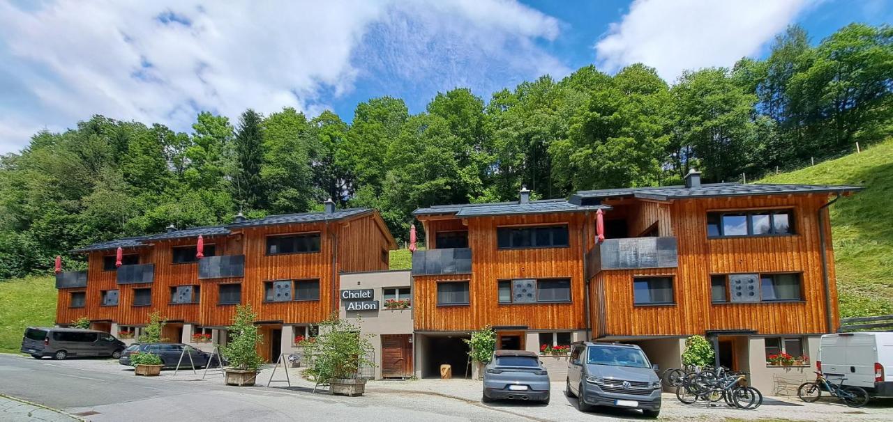 Superior Chalet