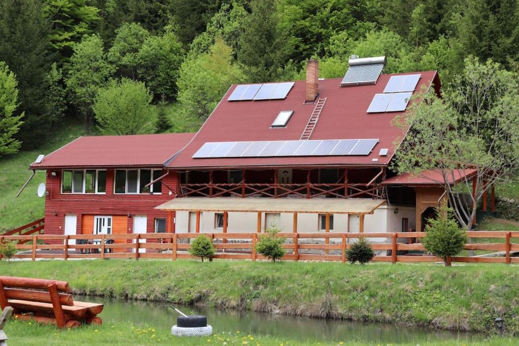 Cabană în inima munților - Gálkuti Kulcsosház - B&B